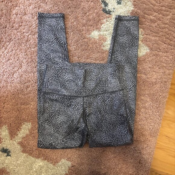 Aerie Medium Patterned Leggings Full Length Gray Pull On Activewear Compression - Picture 2 of 4